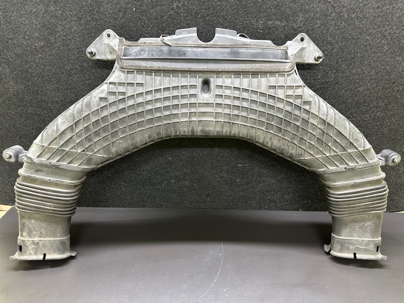 Воздухозаборник LEXUS LS460 06-12 XF40 4.6 1UR-FSE