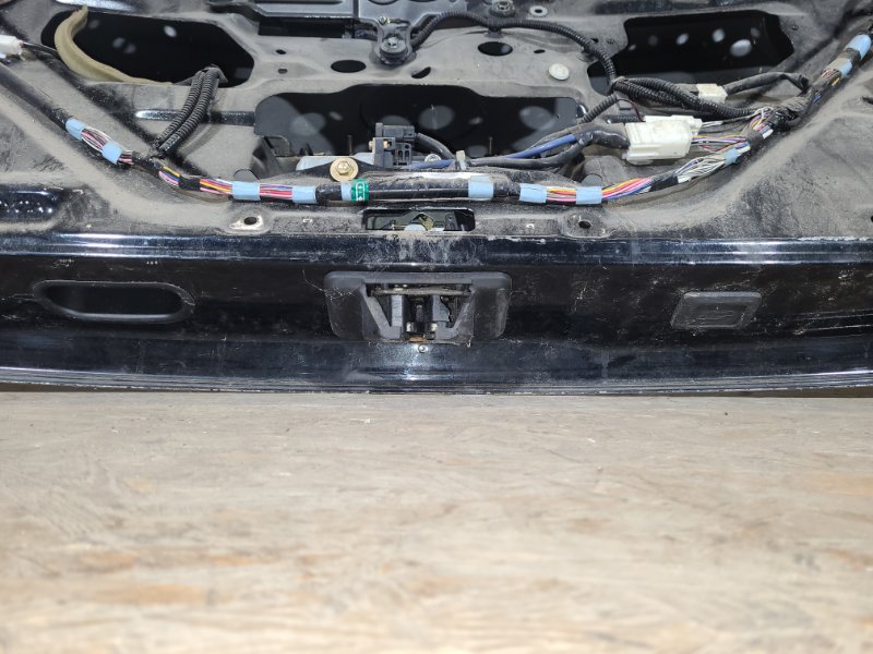 Крышка багажника RX300/330/350/400 03-09