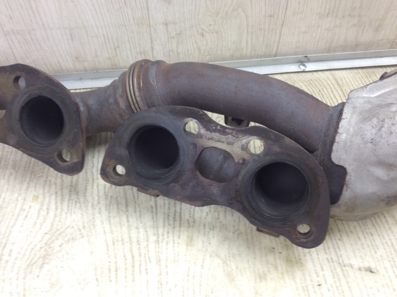 Катализатор левый FX/QX70 S51 08-17 2008 5.0 VK50VE Катализатор левый FX/QX70 S51 08-17 2008 5.0 VK50VE