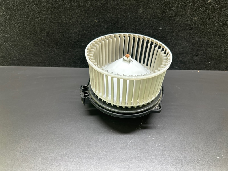 Моторчик печки SUBARU CROSSTREK 12-17 GP FB20X e-Boxer