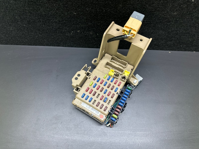 Блок предохранителей салон CROSSTREK 12-17 2015 GP FB20X e-Boxer