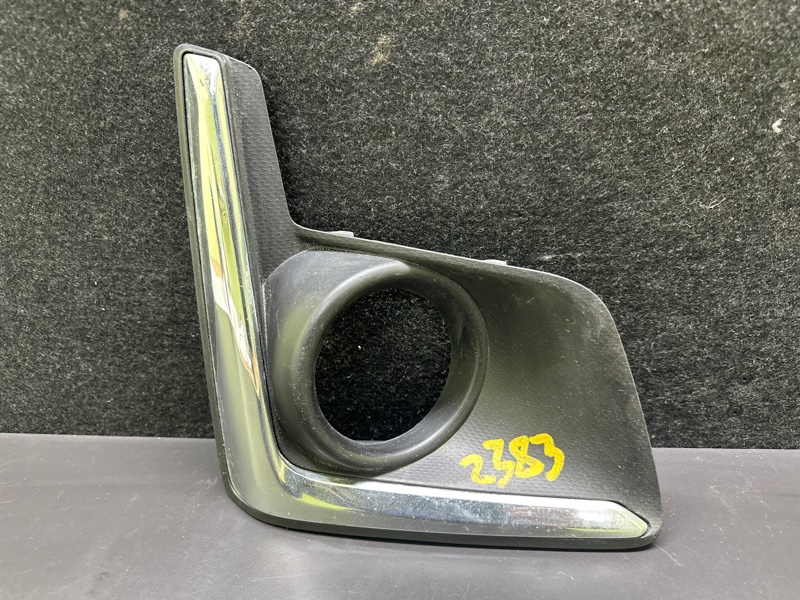 Накладка противотуманной фары передняя правая SUBARU CROSSTREK 12-17 2015 GP FB20X e-Boxer 57731FJ420 Б/У