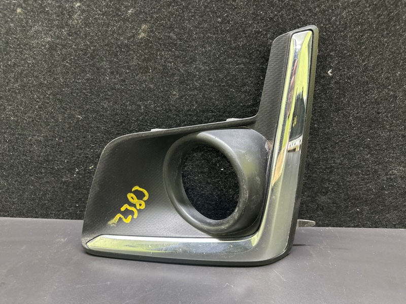 Накладка противотуманной фары передняя левая SUBARU CROSSTREK 12-17 2015 GP FB20X e-Boxer 57731FJ430 Б/У