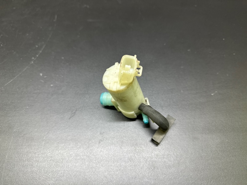 Насос омывателя стекла передний SUBARU CROSSTREK 12-17 GP FB20X e-Boxer