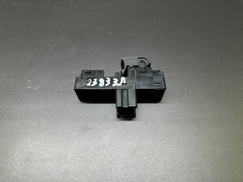 Кнопка стеклоподъемника задняя левая SUBARU CROSSTREK 12-17 GP FB20X e-Boxer