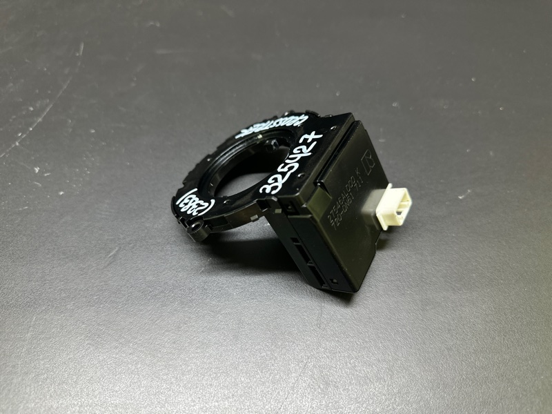 Датчик угла поворота руля SUBARU CROSSTREK 12-17 GP FB20X e-Boxer Датчик угла поворота руля SUBARU CROSSTREK 12-17 GP FB20X e-Boxer