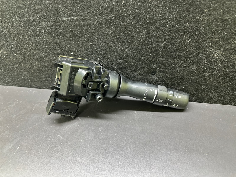 Подрулевой переключатель правый CROSSTREK 12-17 2015 GP FB20X e-Boxer