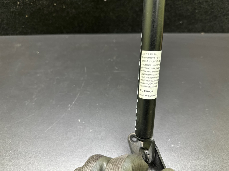 Амортизатор крышки багажника левый SUBARU CROSSTREK 12-17 GP FB20X e-Boxer