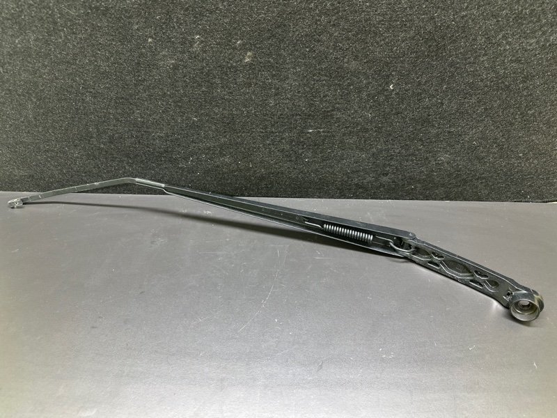 Поводок стеклоочистителя передний правый CROSSTREK 12-17 2015 GP FB20X e-Boxer