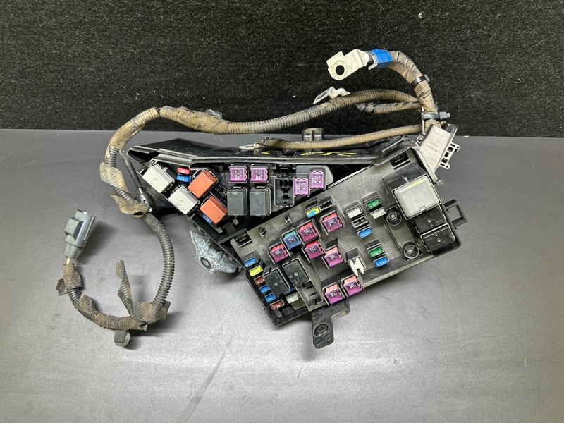 Блок предохранителей моторный отсек CROSSTREK 12-17 2015 GP FB20X e-Boxer