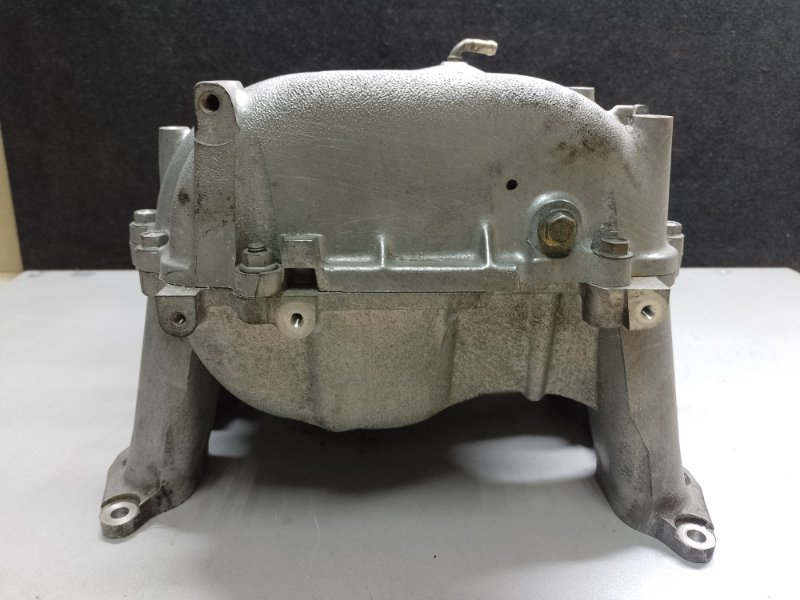 Коллектор впускной LEXUS GX470 02-09 UZJ120L 4.7 2UZFE