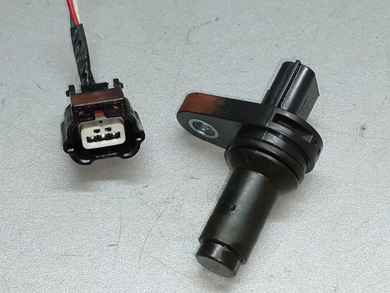 Датчик положения коленвала NISSAN X-TRAIL T31 07-14 2.5 23731-JA00B Б/У