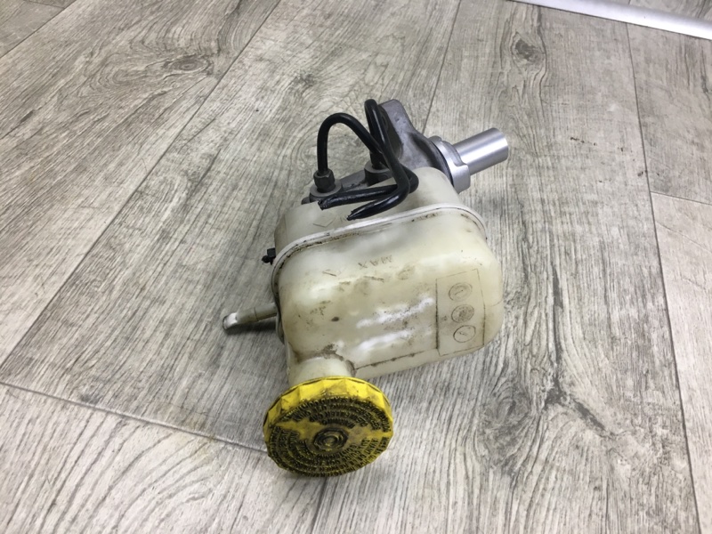 Главный тормозной цилиндр CHEROKEE 14- 2016 2.4 ED8 Главный тормозной цилиндр CHEROKEE 14- 2016 2.4 ED8