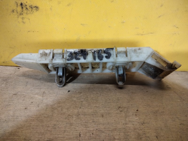 Кронштейн переднего бампера SUZUKI GRAND VITARA 05-15 71731-65J00 Б/У