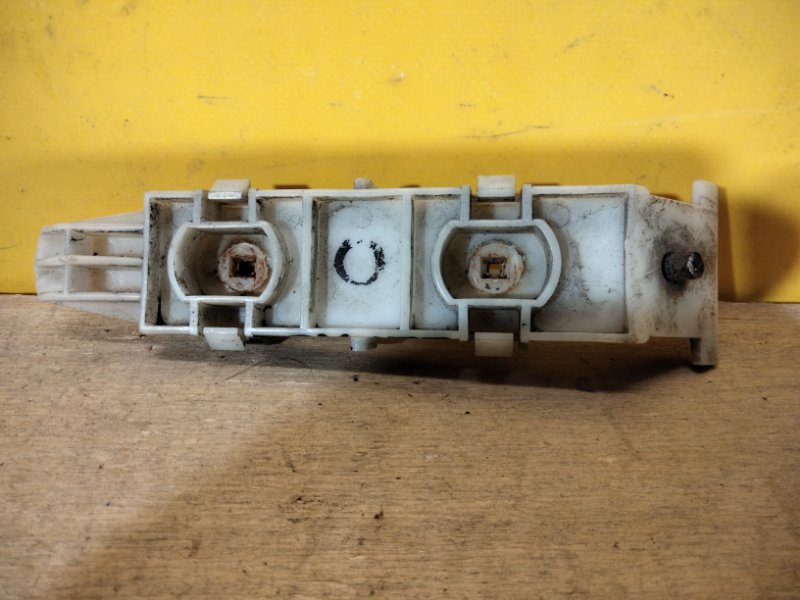 Кронштейн переднего бампера SUZUKI GRAND VITARA 05-15