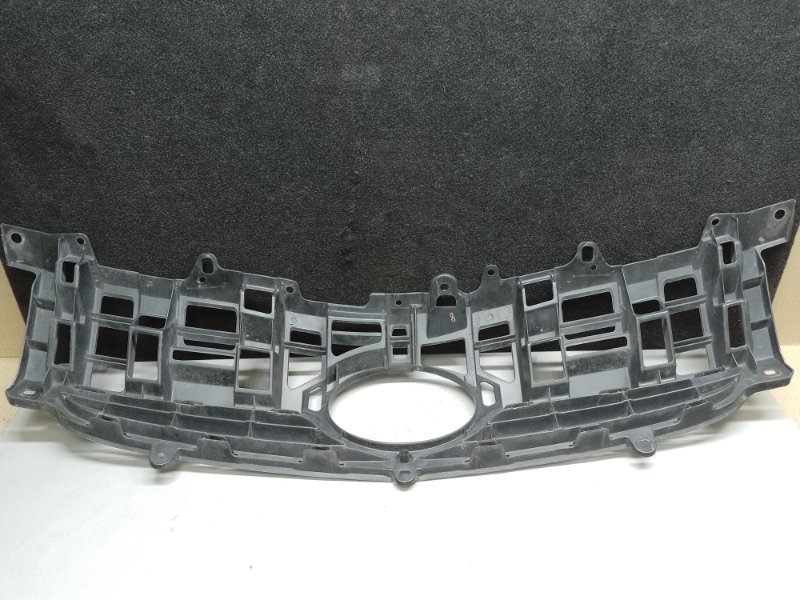 Решетка радиатора PRIUS - 30 09-17