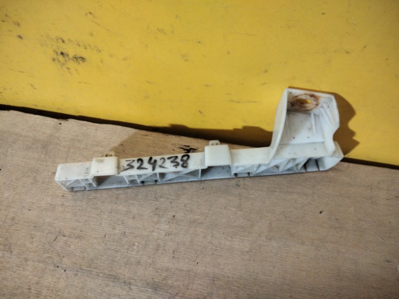 Кронштейн переднего бампера левый MITSUBISHI LANCER X 10 15-17 6400A403 Б/У