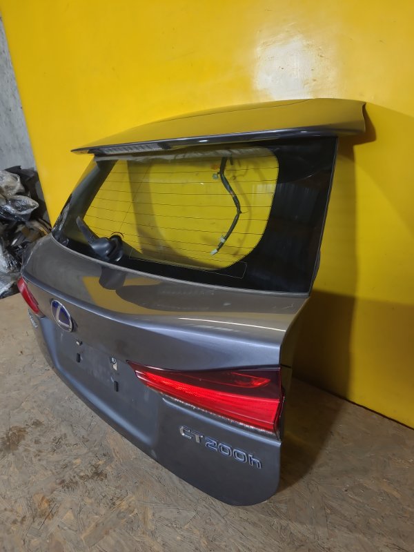 Крышка багажника CT200 17-