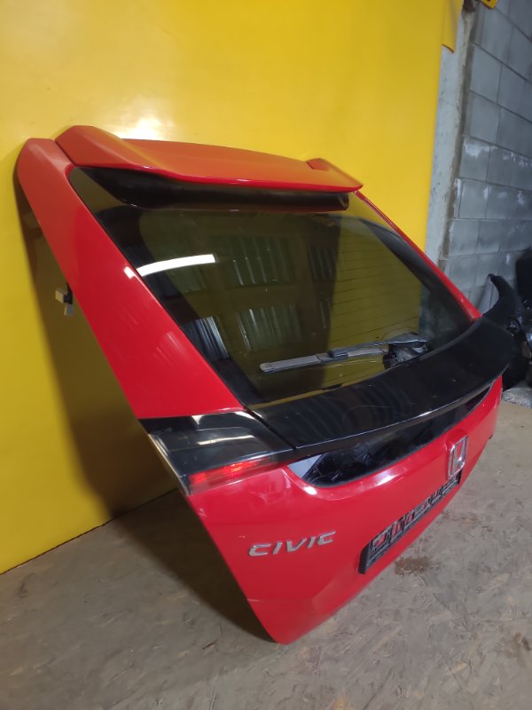 Крышка багажника CIVIC FC/FK 15-