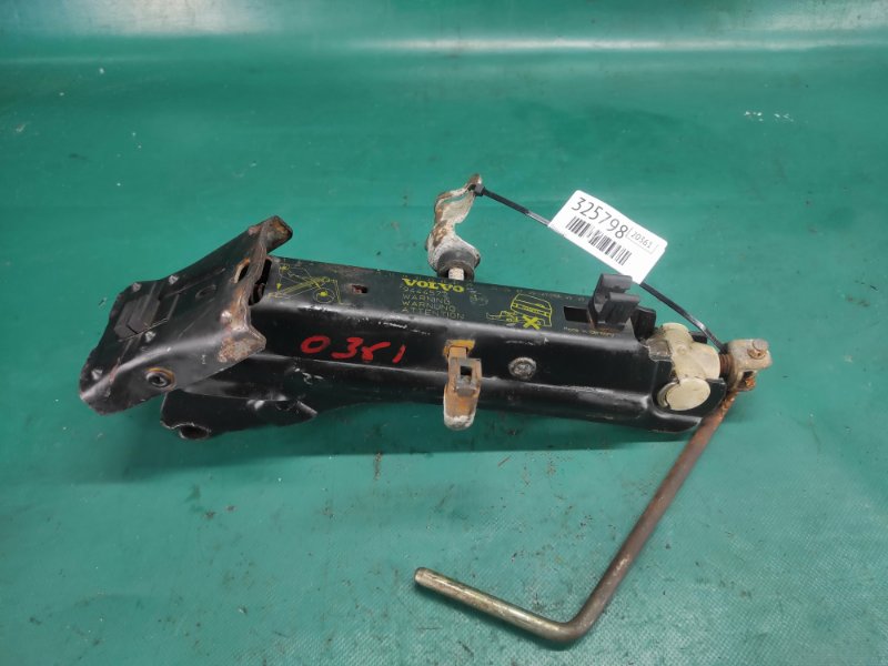 Домкрат VOLVO S70 97-00 1999 Седан 2.5 9444571 Б/У