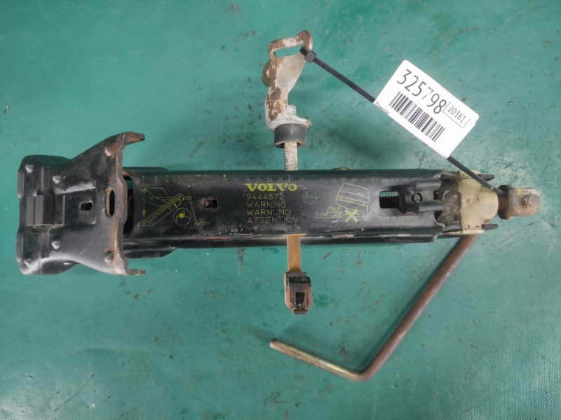 Домкрат VOLVO S70 97-00 Седан 2.5