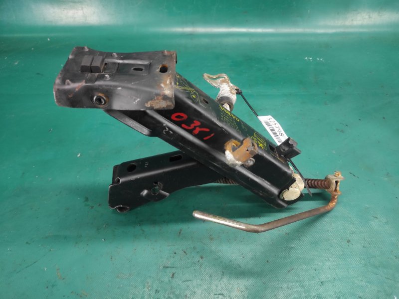 Домкрат S70 97-00 1999 Седан 2.5