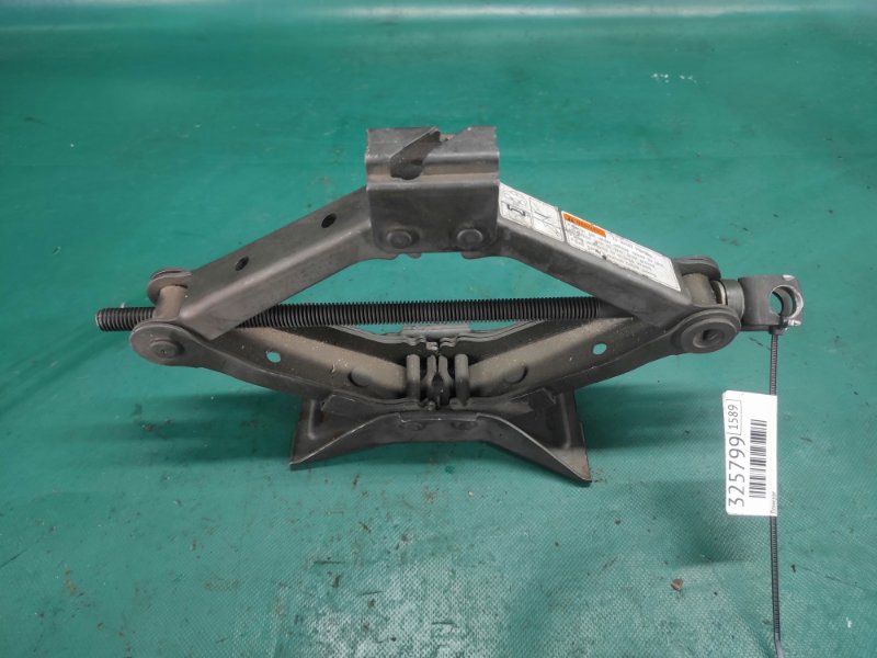 Домкрат SX4 06-13 2008 Седан J20A