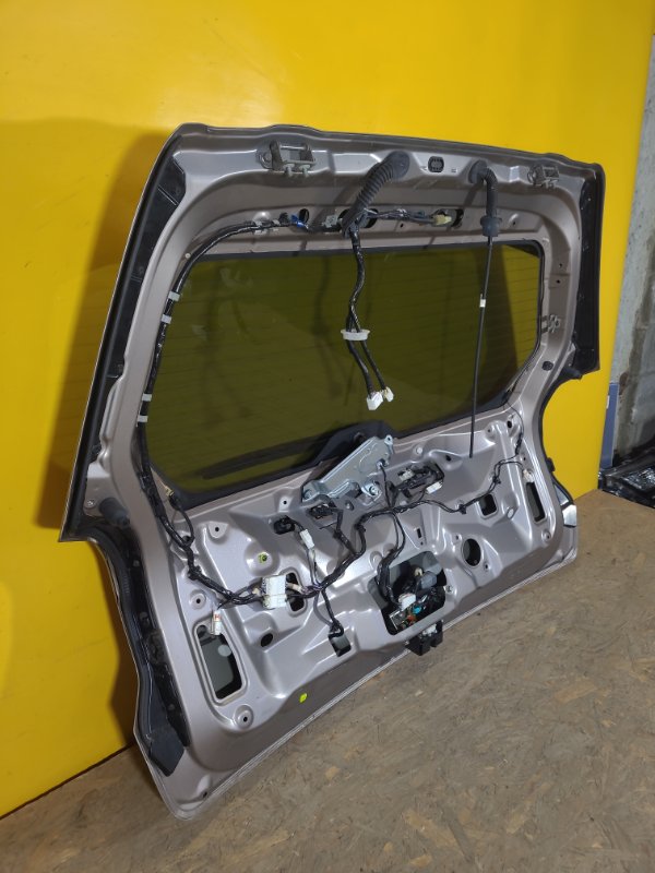 Крышка багажника FORESTER 12-19