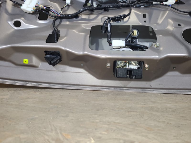 Крышка багажника FORESTER 12-19