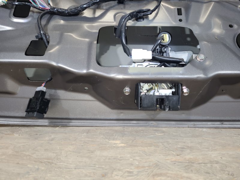 Крышка багажника FORESTER 12-19