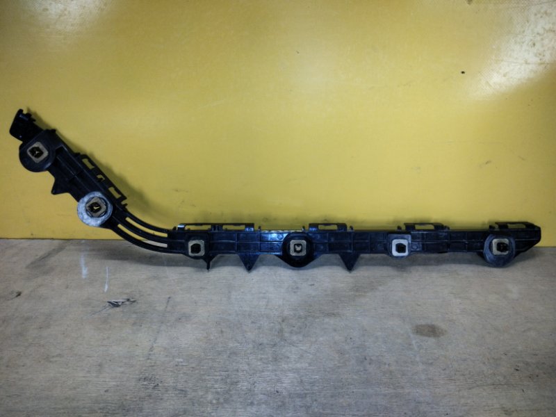 Кронштейн заднего бампера левый GS 12-