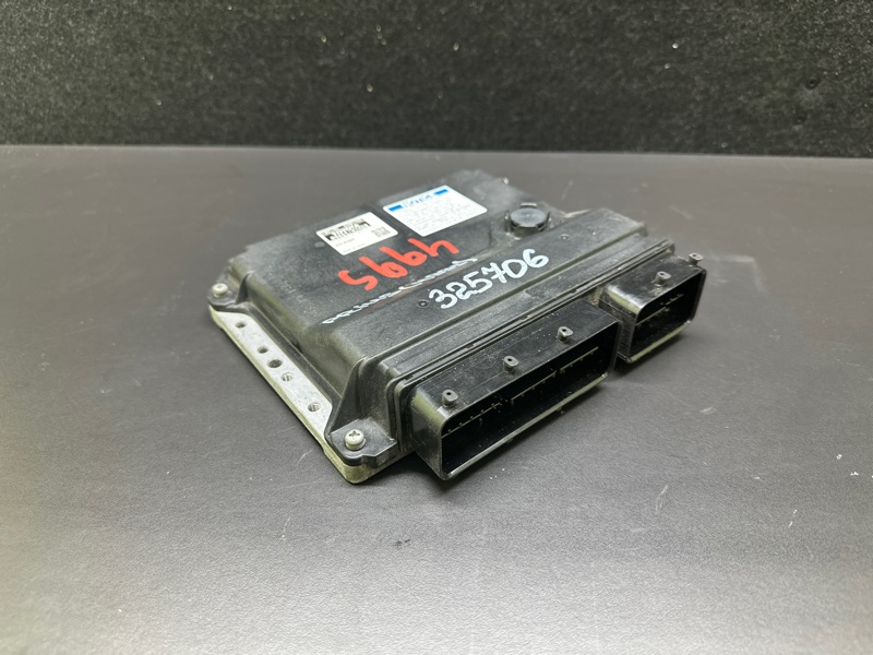 Блок управления двигателем TOYOTA PRIUS - 30 09-17 1.8 2ZRFXE