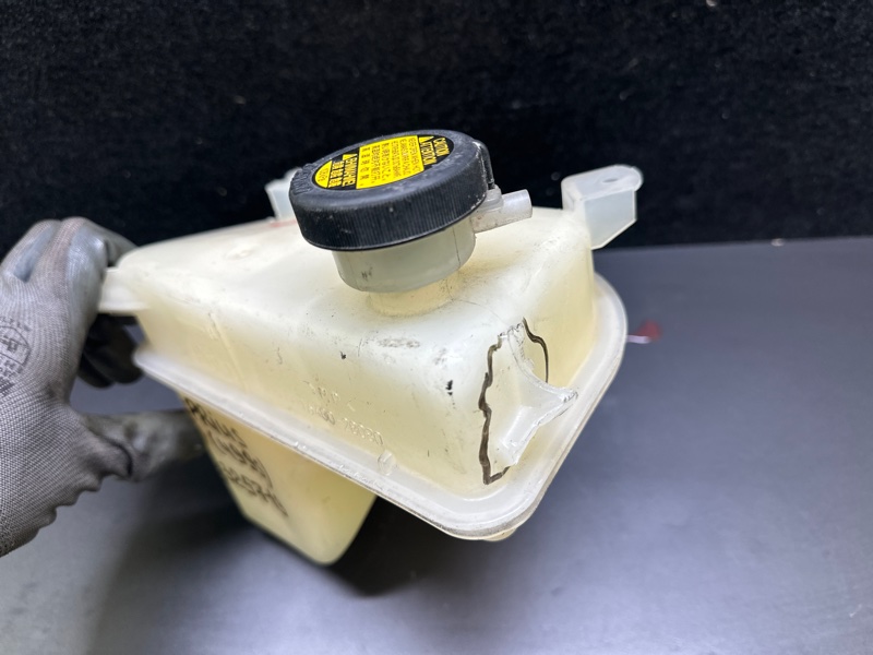 Бачок расширительный PRIUS - 30 09-17 2013 1.8 2ZRFXE Бачок расширительный PRIUS - 30 09-17 2013 1.8 2ZRFXE