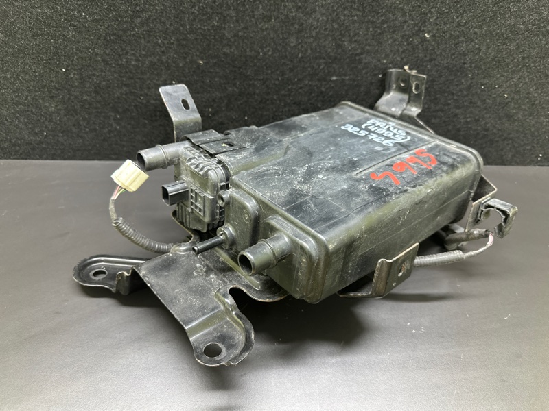 Абсорбер топливный PRIUS - 30 09-17 2013 1.8 2ZRFXE