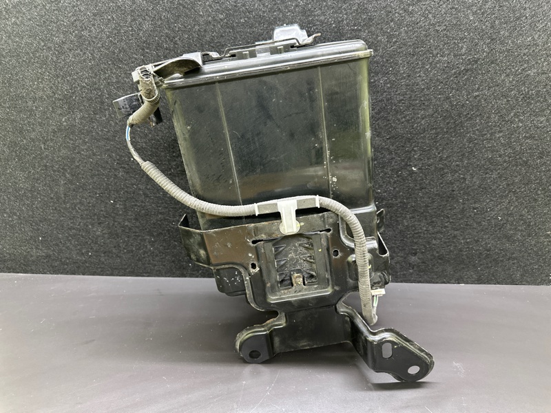 Абсорбер топливный TOYOTA PRIUS - 30 09-17 1.8 2ZRFXE