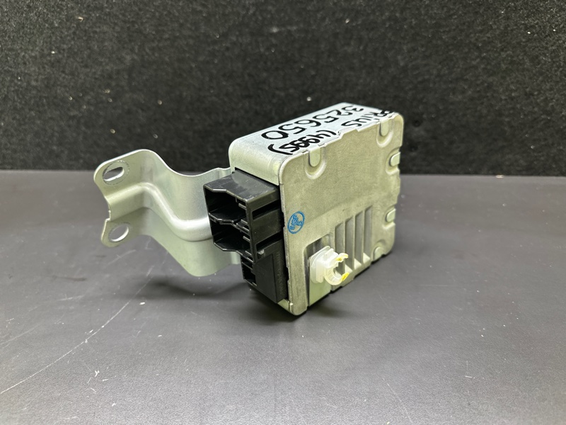 Блок управления электроусилителем руля PRIUS - 30 09-17 2013 1.8 2ZRFXE