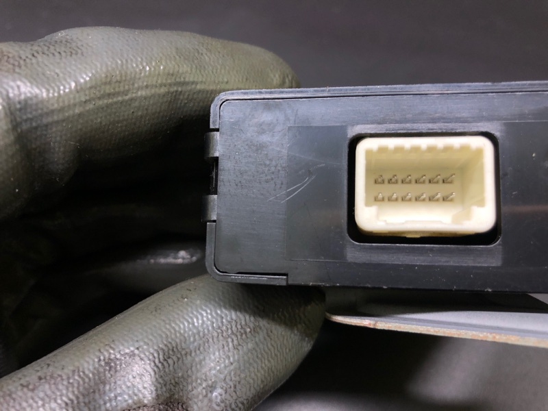 Блок электронный TOYOTA PRIUS - 30 09-17 1.8 2ZRFXE