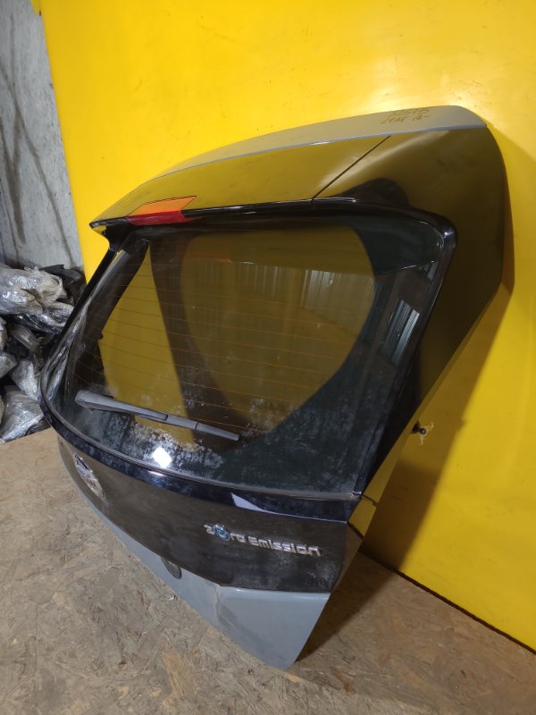 Крышка багажника NISSAN LEAF 18-