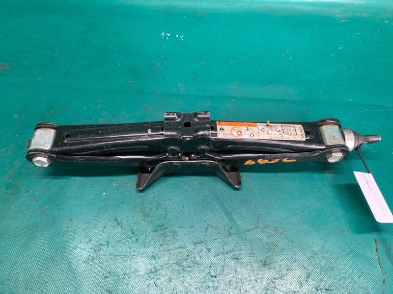 Домкрат LANCER X 10 07-15 2010 Седан 2.0 4B11 Домкрат LANCER X 10 07-15 2010 Седан 2.0 4B11