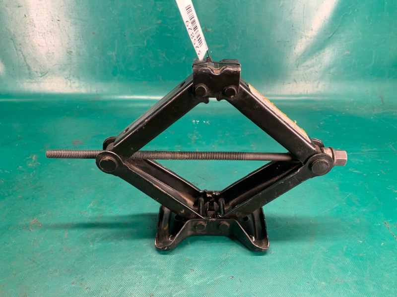 Домкрат CHRYSLER 200 10-14 5256625AD Б/У