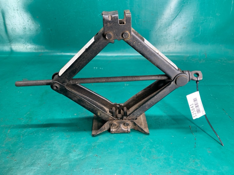 Домкрат MITSUBISHI GALANT 03-12 MR589317 Б/У