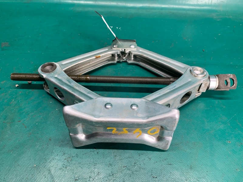 Домкрат RL 05-12 2008 Седан 3.5