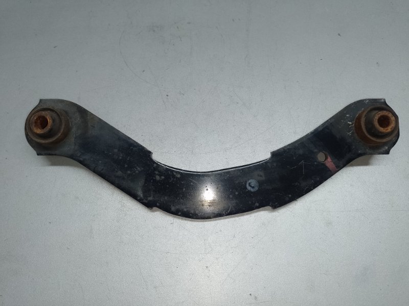 Рычаг задней подвески поперечный верхний MITSUBISHI LANCER X 10 07-15 2014 2.0 4B11 MN184100 Б/У