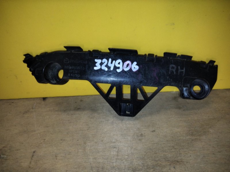 Кронштейн переднего бампера правый MAZDA 3 BL 09-13 BBM4500T1 Б/У
