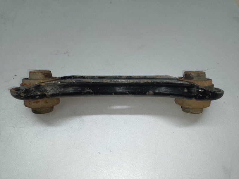 Рычаг задней подвески поперечный нижний MITSUBISHI LANCER X 10 07-15 2.0 4B11