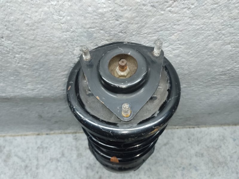 Амортизатор передний правый LANCER X 10 07-15 2014 2.0 4B11 Амортизатор передний правый LANCER X 10 07-15 2014 2.0 4B11