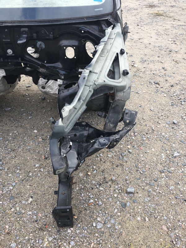 Передняя часть CAYENNE 10-18 2011 4.8L