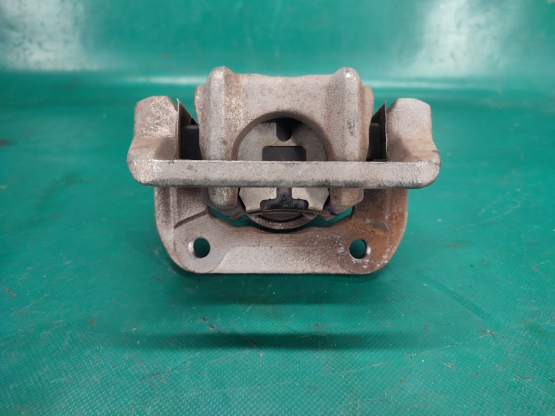 Суппорт тормозной задний левый CROSSTOUR 09-15 2012 3.5