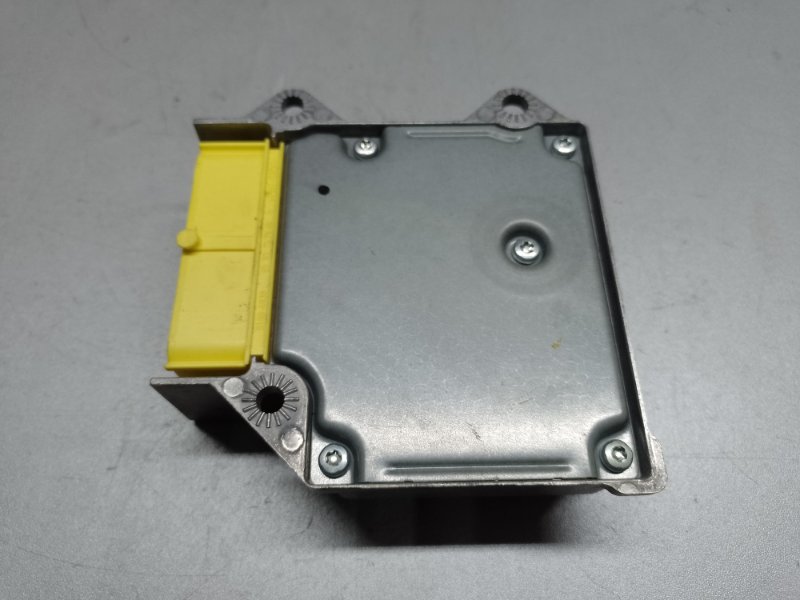 Блок управления AIRBAG JETTA USA 10-17