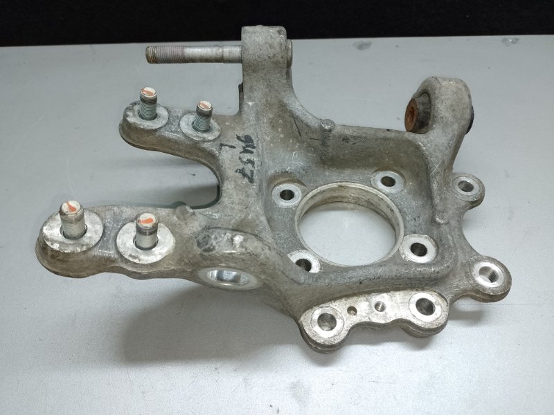 Цапфа задняя левая MDX (YD2) 06-13 2007 YD2 3.7 J37A1